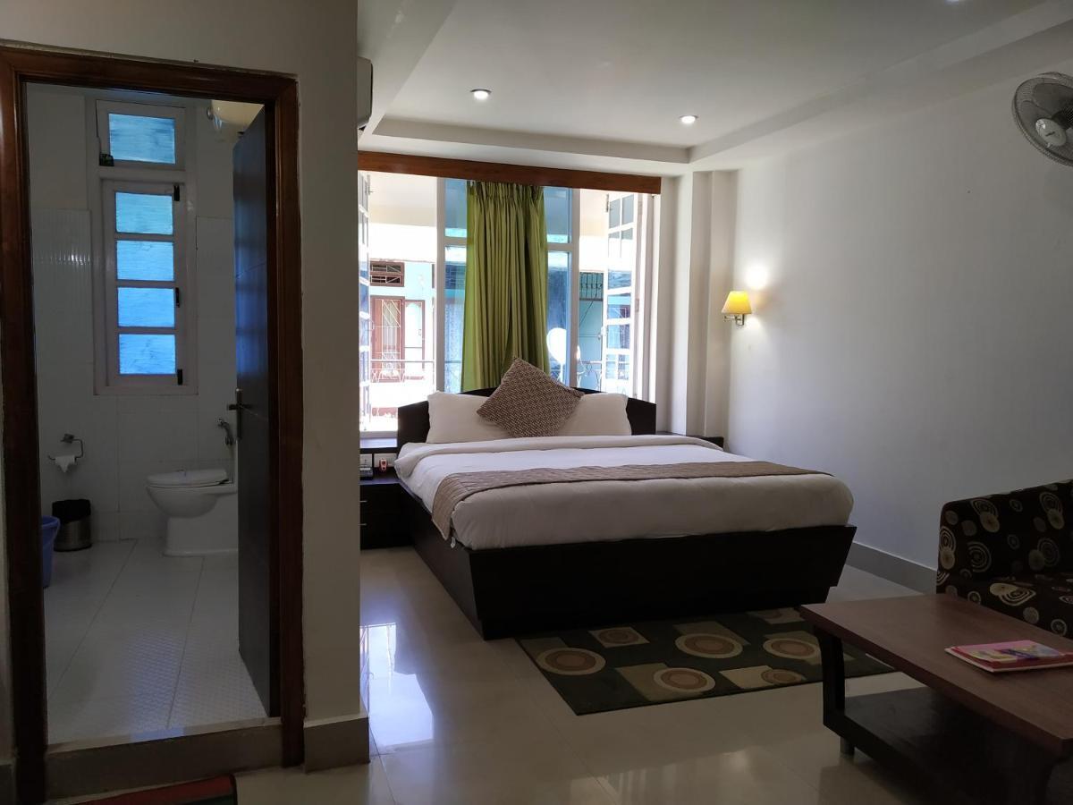 Hotel Sc Continental Itānagar Exteriér fotografie
