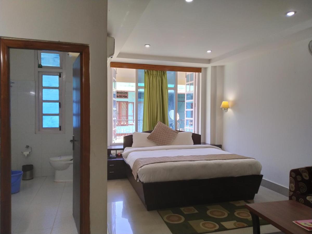 Hotel Sc Continental Itānagar Exteriér fotografie